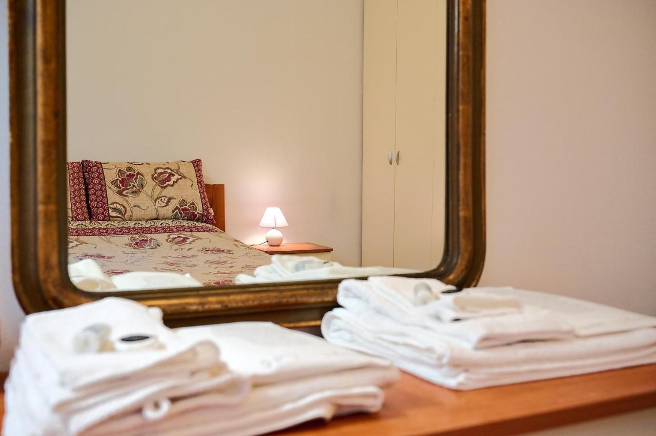 Xenia Apartments - Elegant Flat In The Center Of Milano Eksteriør bilde