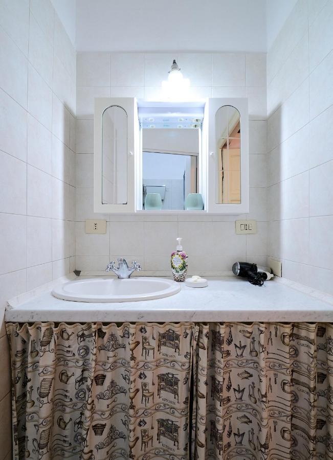 Xenia Apartments - Elegant Flat In The Center Of Milano Eksteriør bilde
