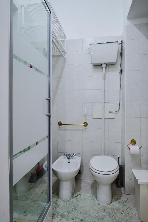 Xenia Apartments - Elegant Flat In The Center Of Milano Eksteriør bilde